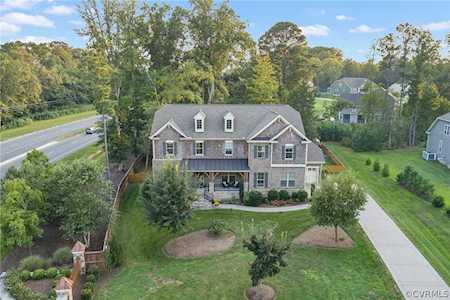 15501 Hidden Falls Dr Moseley, VA 23120