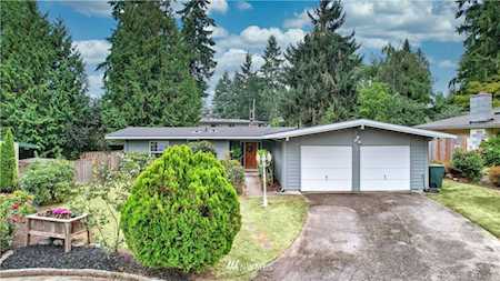 16739 NE 29th St Bellevue, WA 98008