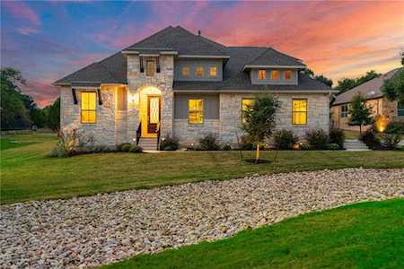 470 Hawthorne LOOP Driftwood, TX 78619