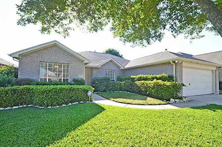 22827 W Waterlake Dr Richmond, TX 77406