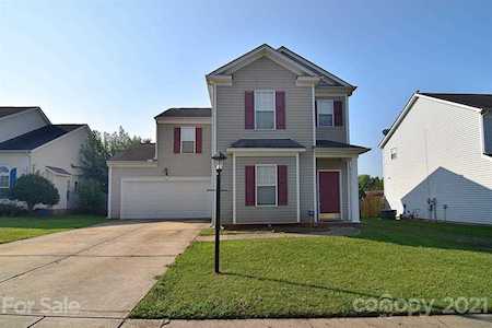 3829 Thomas Ridge Dr Charlotte, NC 28269