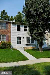9207 Pinenut Ct Laurel, MD 20723
