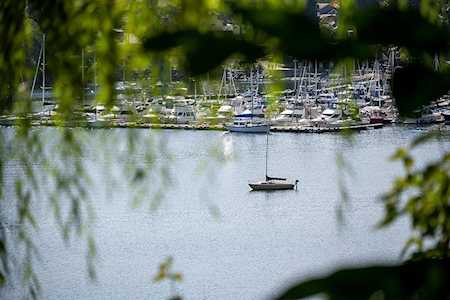 2787 Panorama Drive North Vancouver, BC V7G 1V7