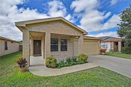 12829 Noche Clara DR Del Valle, TX 78617