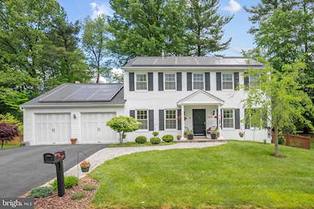 7309 Grinnell Dr Derwood, MD 20855