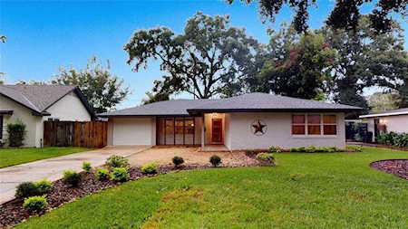 9920 Westview Dr Houston, TX 77055