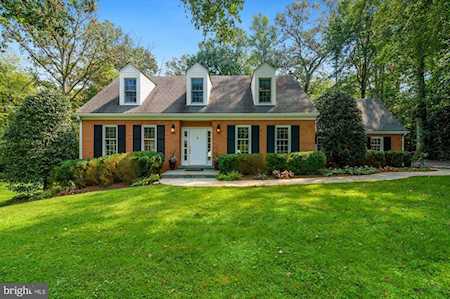 11407 Lakin Place Oakton, VA 22124