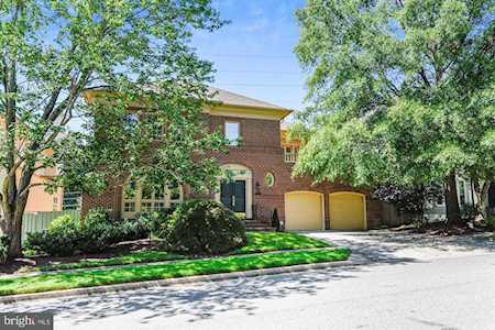 8027 Cobble Creek Circle Potomac, MD 20854