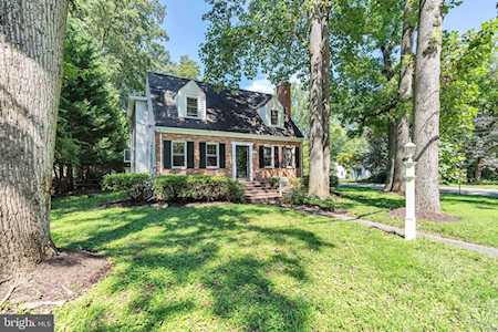 1200 Seaton Ln Falls Church, VA 22046