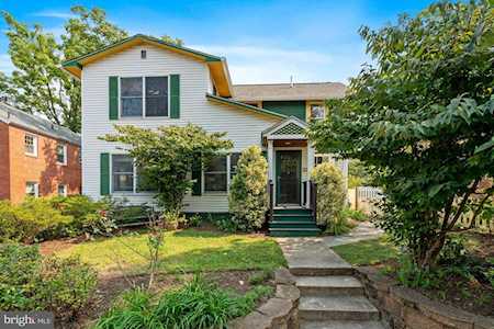 8005 Greenwood Ave Takoma Park, MD 20912