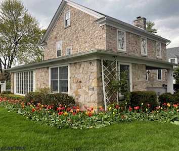 835 Foster Avenue W State College, PA 16801