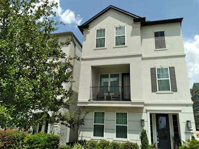 3421 Ridgeway Valley Ln Houston, TX 77055