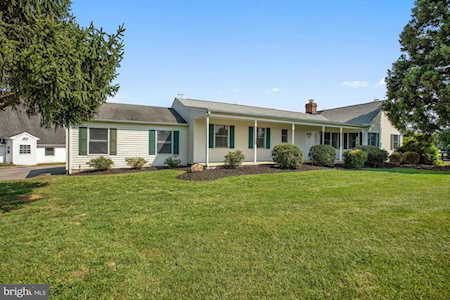 36958 Jeb Stuart Rd Purcellville, VA 20132