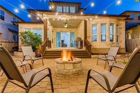 6712 Vitruvius DR Austin, TX 78739