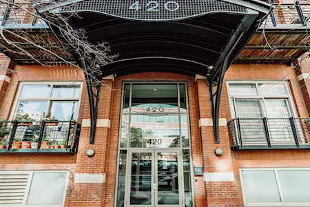 420 S Clinton St #318A Chicago, IL 60607