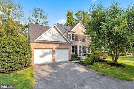2808 Saint Johns Ln Ellicott City, MD 21042