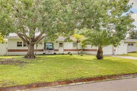 6555 19th WAY N St. Petersburg, FL 33702