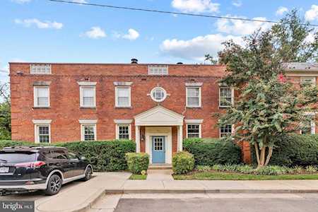 1417 Abingdon Dr E #1 Alexandria, VA 22314