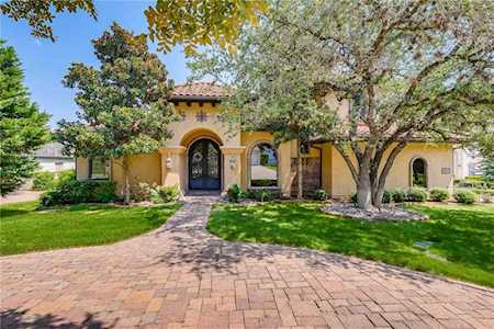 57 Treehaven CT The Hills, TX 78738