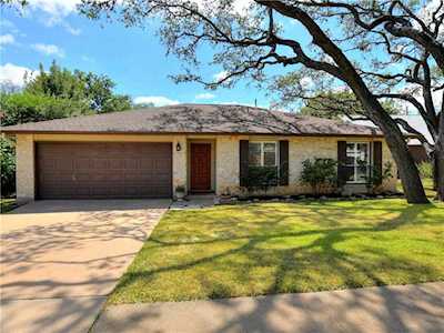 5205 Summerset TRL Austin, TX 78749
