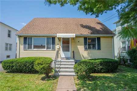 19 Hollywood Avenue West Hartford, CT 06110