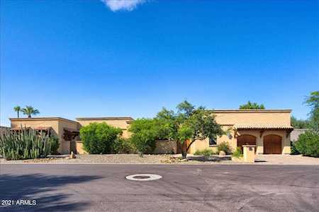 5808 E Turquoise Avenue Paradise Valley, AZ 85253