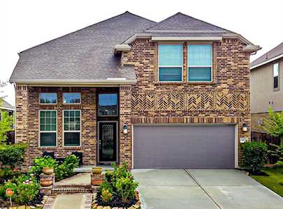 19619 Lake Bosque Dr Cypress, TX 77433