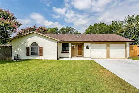7605 Terry Drive North Richland Hills, TX 76180