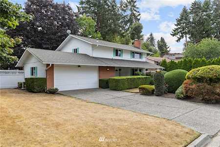 12205 SE 60th Place Bellevue, WA 98006