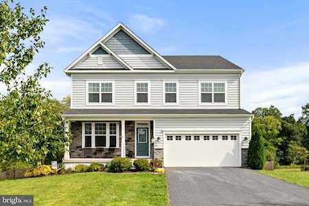 8273 Lucy Ave Warrenton, VA 20187