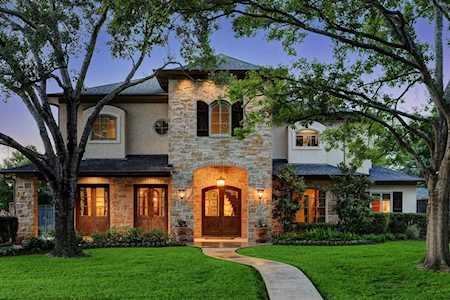 6266 Burgoyne Rd Houston, TX 77057