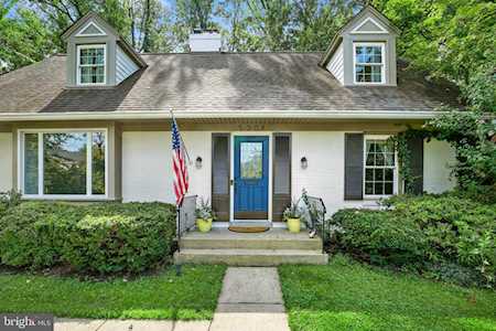 5308 Locust Ave Bethesda, MD 20814