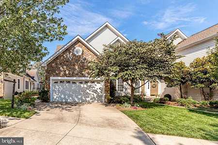 25615 Creek Run Terrace Chantilly, VA 20152