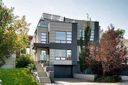 1935 28 Ave SW Calgary, AB T2T 1K2