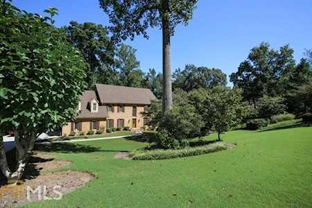 2874 Cravey Trail Atlanta, GA 30345