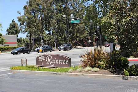 8216 Raintree Circle Culver City, CA 90230