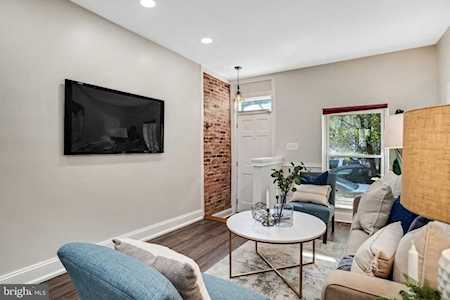 135 Decker Ave N Baltimore, MD 21224