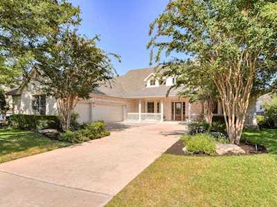 2221 Warbler WAY Austin, TX 78735