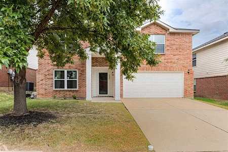 4821 Leaf Hollow Drive Fort Worth, TX 76244