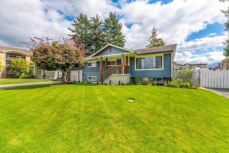 8968 Glenwood Street Chilliwack, BC V2P 3Z6