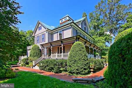 212 Jefferson St E Falls Church, VA 22046