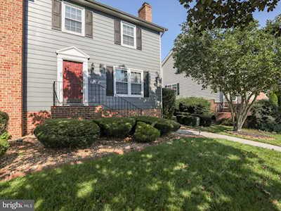 2051 Harvest Dr Winchester, VA 22601