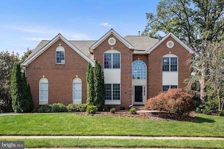 2916 Amber Oaks Ct Herndon, VA 20171