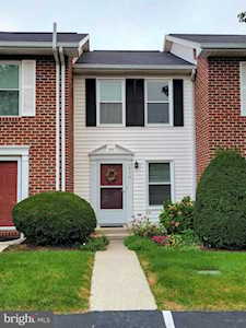 616 Colonial View Rd Mechanicsburg, PA 17055