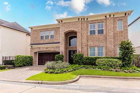 15323 Oyster Creek Ln Sugar Land, TX 77478