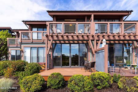 5986 Park Lane South Park City, UT 84098