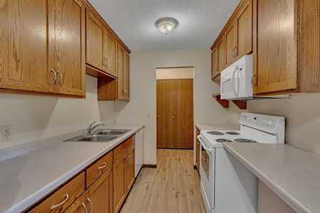 1620 Highway 36 W #113 Roseville, MN 55113