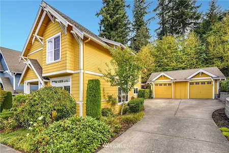 2018 NE Katsura St Issaquah, WA 98029