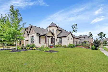 27112 Holtwood Grove Rd Magnolia, TX 77354