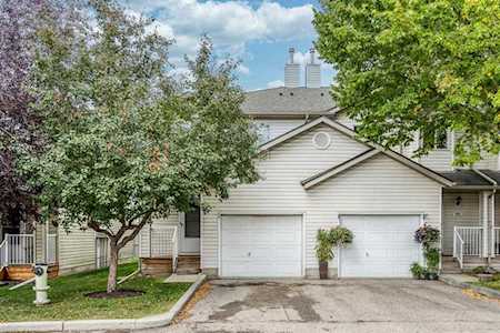 194 Mt Aberdeen Manor SE Calgary, AB T2Z 3N8
